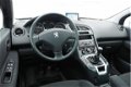 Peugeot 5008 - 1.2 PureTech Blue Lease 7p. Geen import /1e eigenaar/ Panoramadak/ Navi/ ECC - 1 - Thumbnail