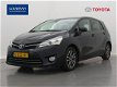 Toyota Verso - 1.8 VVT-i Dynamic Business | Automaat | Leder | Parkeersensoren | Zeer Luxe - 1 - Thumbnail