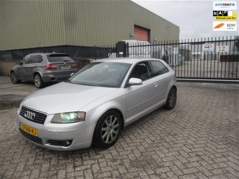 Audi A3 - 2.0 TDI Ambition CLIMA, NAVI, XENON, 6BAK - 1