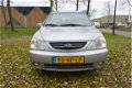 Kia Carens - 1.8-16V EX *airco-ecc*weinig km's*1ste eigenaar - 1 - Thumbnail