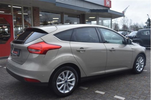 Ford Focus - 1.0 Titanium Edition /navigatie/pdc/cruise - 1