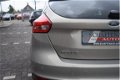 Ford Focus - 1.0 Titanium Edition /navigatie/pdc/cruise - 1 - Thumbnail