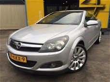 Opel Astra TwinTop - 1.8 Enjoy