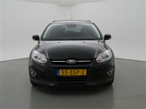 Ford Focus Wagon - 1.6 TDCI TITANIUM + XENON / NAVIGATIE / KEYLESS / SFEERVERLICHTING - 1