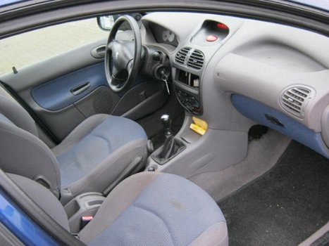 Peugeot 206 - 1.4 X-line - 1