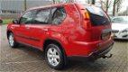 Nissan X-Trail - 2.0 dCi SE 4x4, Trekhk, Keyless, Camera, Navi - 1 - Thumbnail