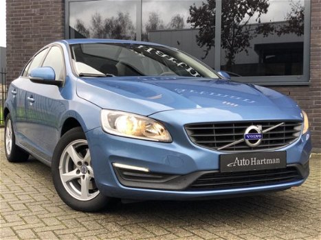 Volvo S60 - 2.0 T4 Kinetic 190PK Full map navi | High Performance Audio - 1