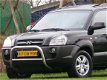 Hyundai Tucson - 2.7i V6 4WD Style (AIRCO + INRUIL MOGELIJK ) - 1 - Thumbnail