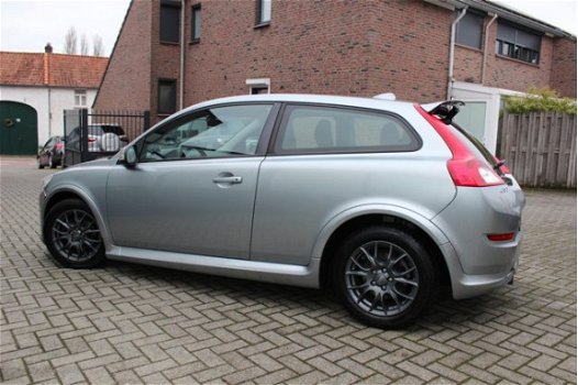 Volvo C30 - 1.6 R-Edition Klima Leer Navi Zomer en Winterset Lm Velgen - 1