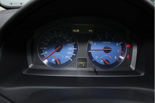 Volvo C30 - 1.6 R-Edition Klima Leer Navi Zomer en Winterset Lm Velgen - 1
