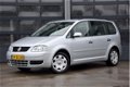 Volkswagen Touran - 1.6-16V FSI Turijn * NETTE AUTO * NIEUWE APK * AIRCO * CRUISE CONTROLE - 1 - Thumbnail