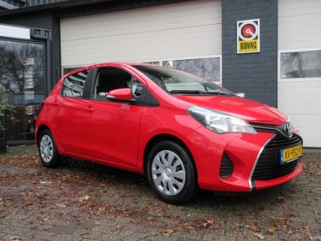 Toyota Yaris - 1.0 VVT-i Comfort nieuwstaat AIRCO/PDC - 1