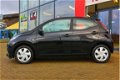 Toyota Aygo - 1.0 VVT-i x-Play | Rijklaar incl. 24 mnd garantie | Automaat - 1 - Thumbnail