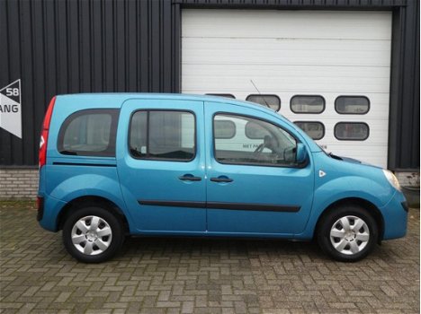 Renault Kangoo Family - 1.6-16V Privilège - 1