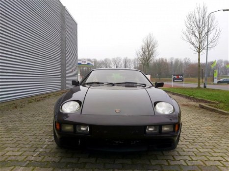 Porsche 928 - 4.5 Coupé 1977 Early Model, 5 Speed Manual, Barnfind! - 1