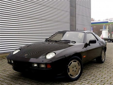 Porsche 928 - 4.5 Coupé 1977 Early Model, 5 Speed Manual, Barnfind! - 1