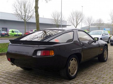 Porsche 928 - 4.5 Coupé 1977 Early Model, 5 Speed Manual, Barnfind! - 1