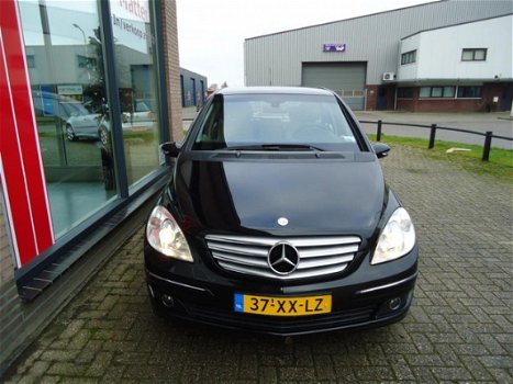 Mercedes-Benz B-klasse - 150 *LEDER INTERIEUR* *APK T/M 26-11-2020 - 1