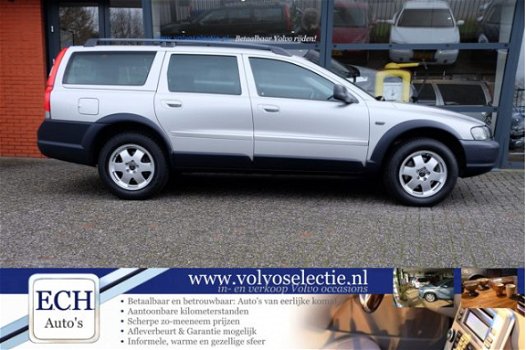 Volvo XC70 - 2.5T Automaat, Prestige, Navi, Leer, Dolby - 1