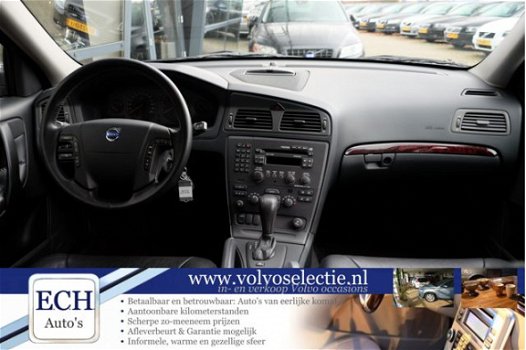 Volvo XC70 - 2.5T Automaat, Prestige, Navi, Leer, Dolby - 1