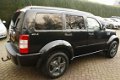 Dodge Nitro - 2.8CRD L4 AT.AWD HR VAN - 1 - Thumbnail