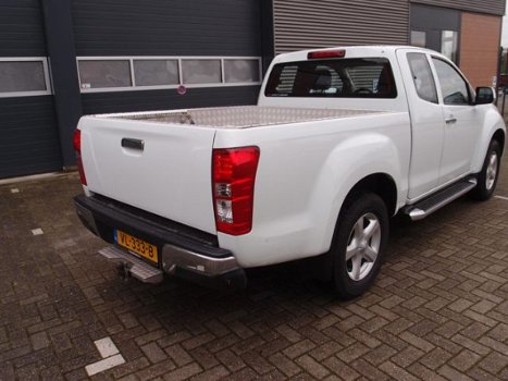 Isuzu D-Max - 2.5 autom. 4x4 btw bpm vrij 3500kg trekhaak Extended Cab LS totaal prijs 14999, - 1