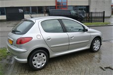 Peugeot 206 - 1.6-16V Air-line 3 airco automaat nieuwe apk inruil mogelijk nap