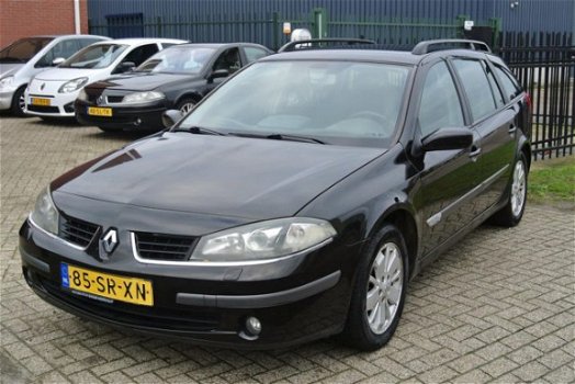 Renault Laguna Grand Tour - 2.0-16V Tech Line airco nieuwe apk inruil mogelijk nap - 1