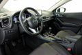 Mazda 3 - 3 2.0 Skylease / Navi / Rode stitching / NAP - 1 - Thumbnail