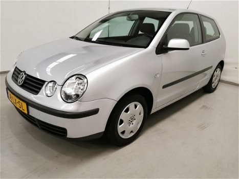 Volkswagen Polo - 1.4-16V Comfortline / Airco / Cruise control - 1