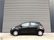 Toyota Yaris - 1.0 VVTi Acces 5drs Airco / 80DKM / APK 5-2020 - 1 - Thumbnail