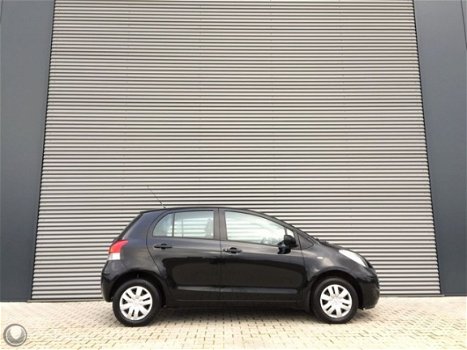 Toyota Yaris - 1.0 VVTi Acces 5drs Airco / 80DKM / APK 5-2020 - 1