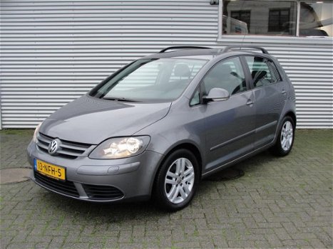 Volkswagen Golf Plus - 1.6 Automaat I Airco I Cruise I trekhaak - 1