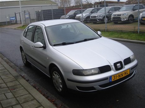 Seat Leon - 1.4-16V Stella - 5drs Cruise Airco Nette auto - 1