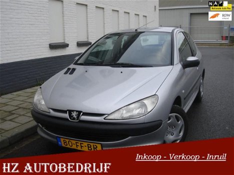 Peugeot 206 - 1.4 XT AUTOMAAT Nette auto - 1