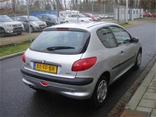 Peugeot 206 - 1.4 XT AUTOMAAT Nette auto