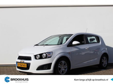 Chevrolet Aveo - 1.2 5-DEURS | Airco | Elektrische ramen - 1