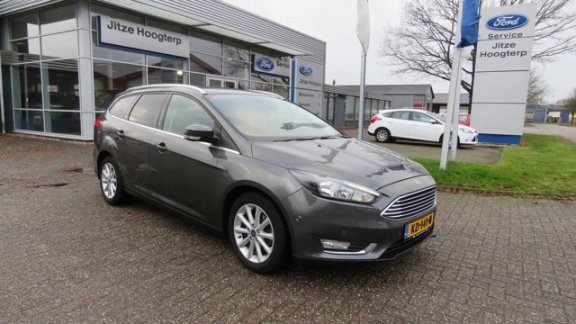 Ford Focus Wagon - 1.5 TDCI 120 PK. Titanium . NAVI.PARKEERHULP.WINTERPACK.TREKHAAK.63869KM - 1