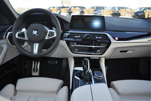 BMW 5-serie - 530e Sedan iPerformance High Executive Hybrid M Sport - 1