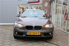 BMW 1-serie - 114i EDE Business / Winterbanden