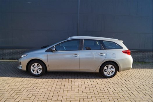 Toyota Auris Touring Sports - 1.8 Hybrid Aspiration l Achteruitrijcamera l Navigatie - 1