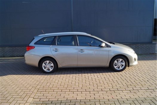 Toyota Auris Touring Sports - 1.8 Hybrid Aspiration l Achteruitrijcamera l Navigatie - 1