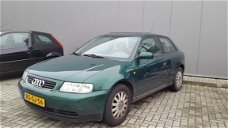 Audi A3 - 1.6 Ambiente Automaat