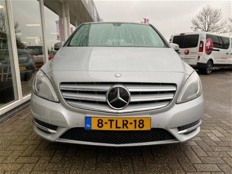 Mercedes-Benz B-klasse - 180 Ambition LEDER, NAVI, PDC, CLIMA - 1