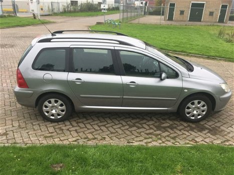 Peugeot 307 Break - 1.6-16V XS Premium Nette staat, incl. OH boekjes compleet en NAP - 1