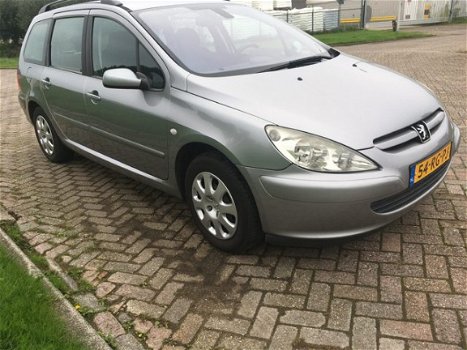 Peugeot 307 Break - 1.6-16V XS Premium Nette staat, incl. OH boekjes compleet en NAP - 1