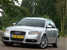 Audi A4 Avant - 4.2 V8 344PK+ S4 q.Pro Line Recaro / CARBON *NAP