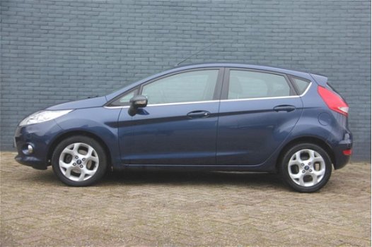 Ford Fiesta - 1.25 Titanium I INCL. € 695, 00 AFL.KOSTEN + BOVAG GARANTIE - 1