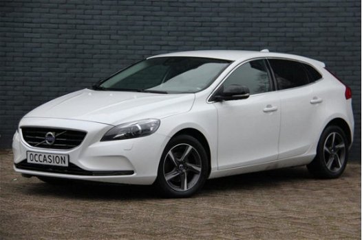 Volvo V40 - 2.0 D2 Ocean Race Business I INCL. € 695, 00 AFL.KOSTEN + BOVAG GARANTIE - 1