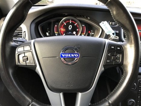 Volvo V40 - 2.0 D4 Momentum Business | ADAPTIVE CRUISE CONTROL | AFN. TREKHAAK | - 1